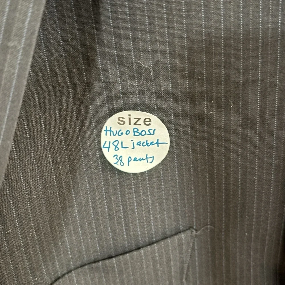 Hugo Boss pinstripe 2 Piece suit Super 120 48L